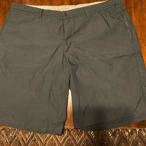 Tiger woods golf shorts